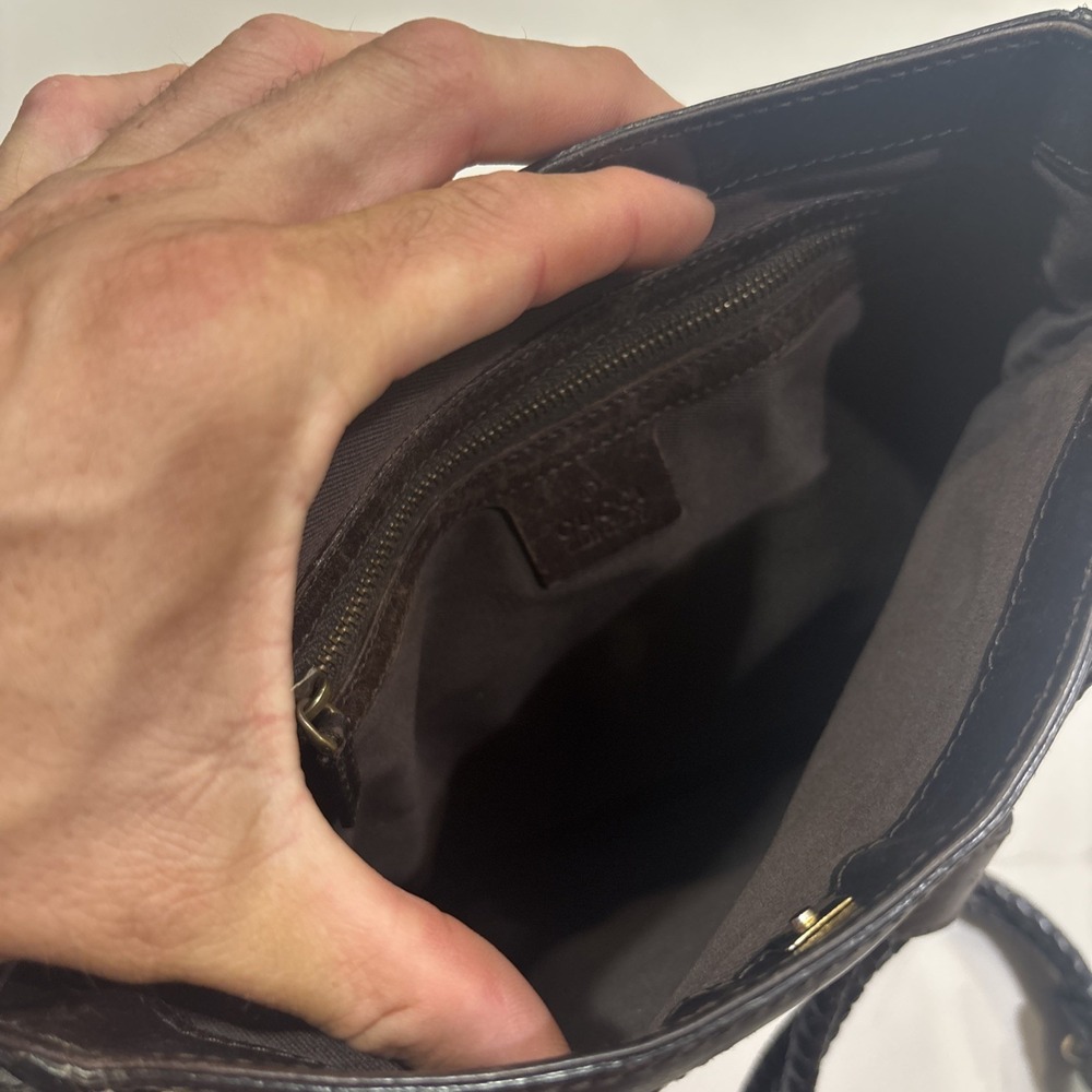 gucci gg canvas crossbody bag - Picture 9 of 10